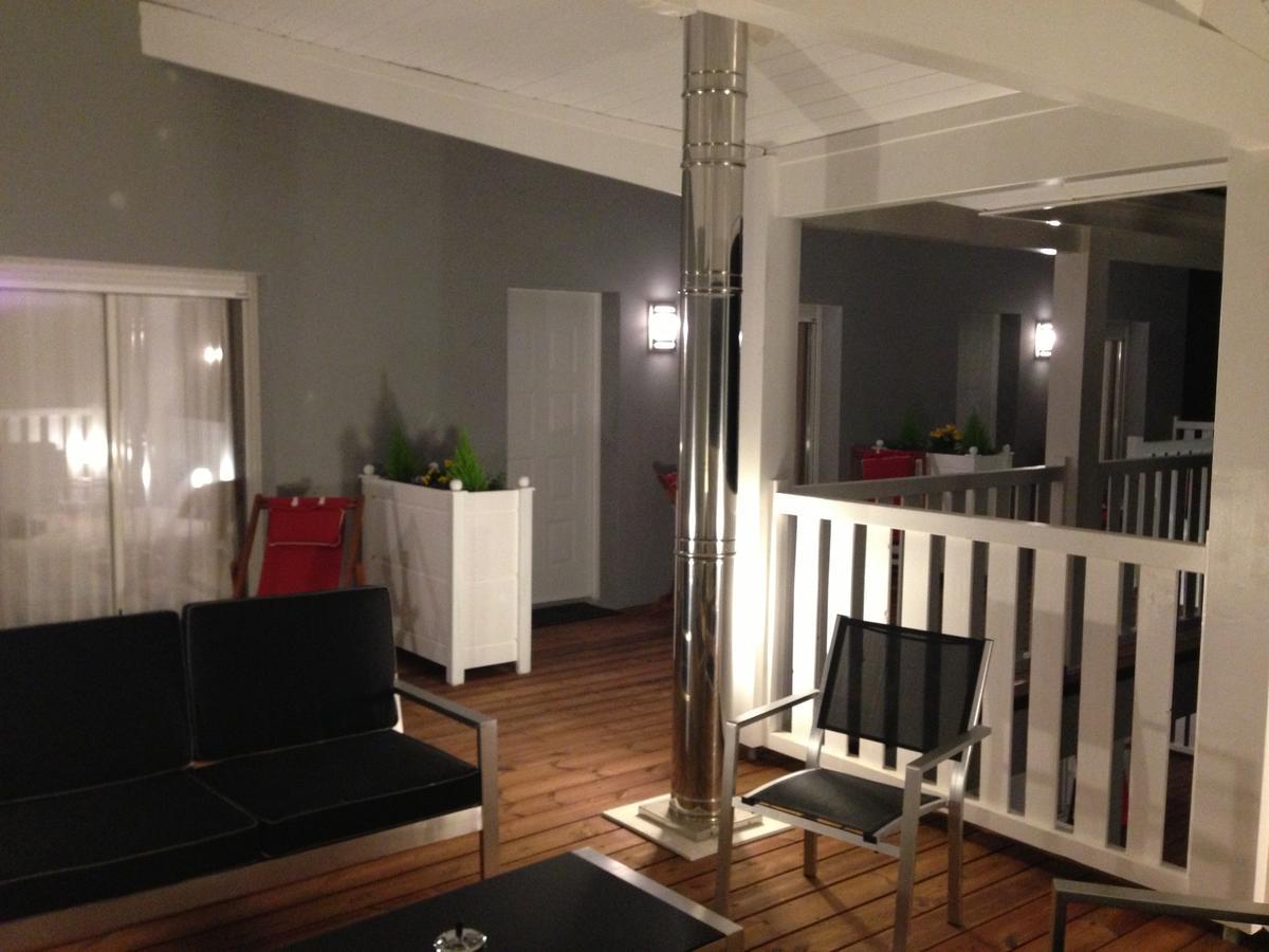 Moulis-en-Médoc Domaine De Giron Bed & Breakfast エクステリア 写真