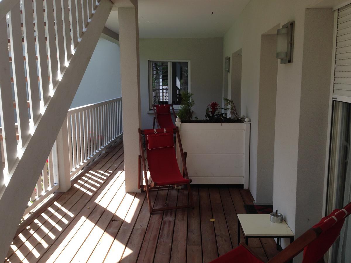 Moulis-en-Médoc Domaine De Giron Bed & Breakfast エクステリア 写真