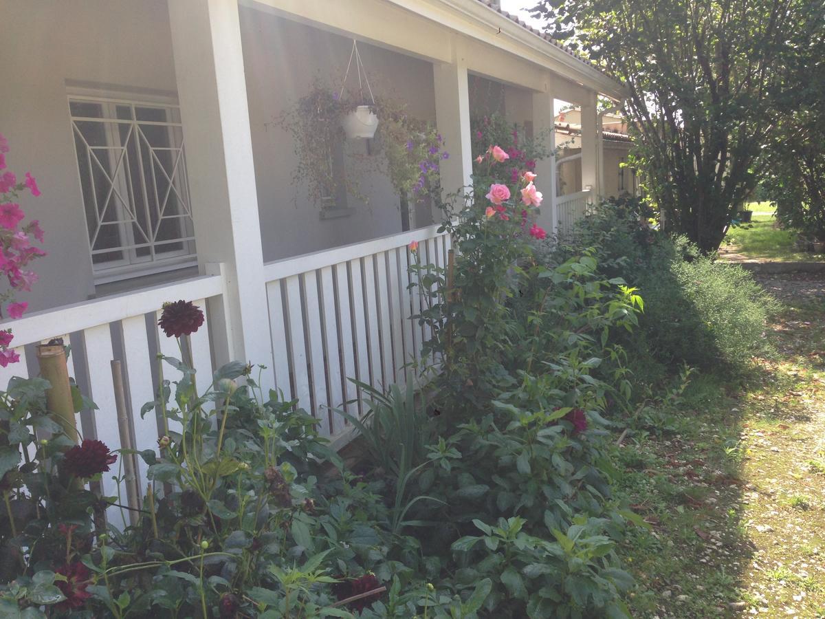Moulis-en-Médoc Domaine De Giron Bed & Breakfast エクステリア 写真