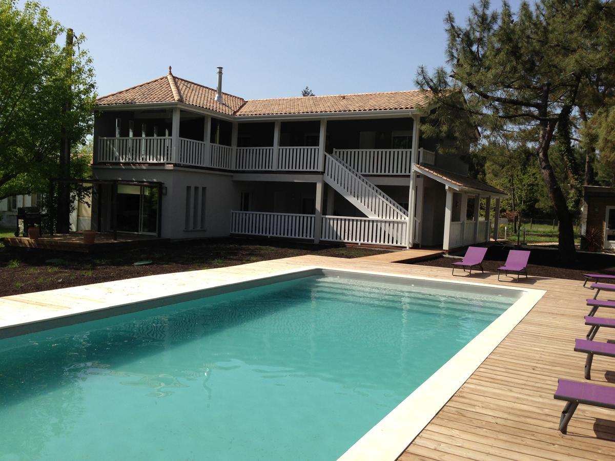 Moulis-en-Médoc Domaine De Giron Bed & Breakfast エクステリア 写真