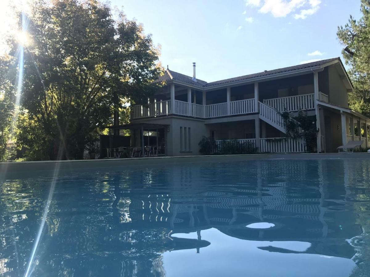 Moulis-en-Médoc Domaine De Giron Bed & Breakfast エクステリア 写真