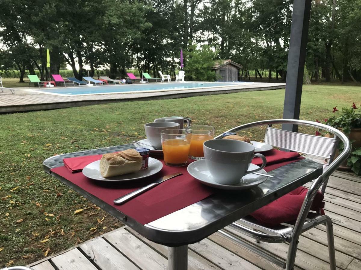 Moulis-en-Médoc Domaine De Giron Bed & Breakfast エクステリア 写真